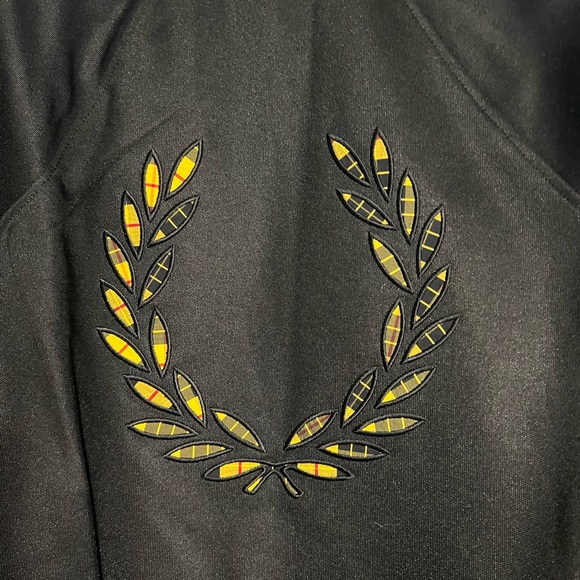 Fred Perry Track Jacket Size USA 2 / UK 6 - Picture 3 of 5